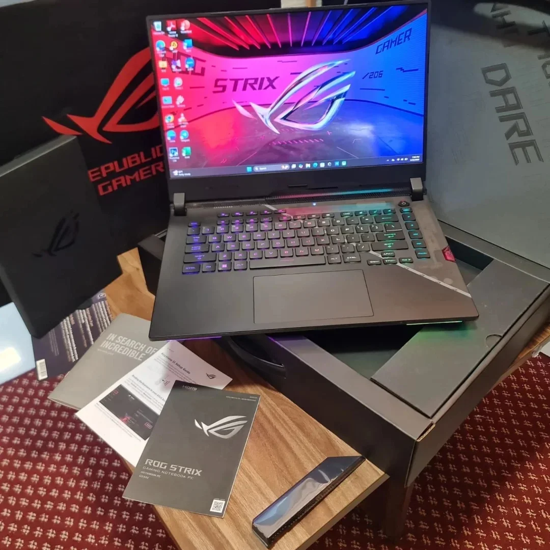 Asus ROG Strix-Scar G15 G533zm spesial edition  