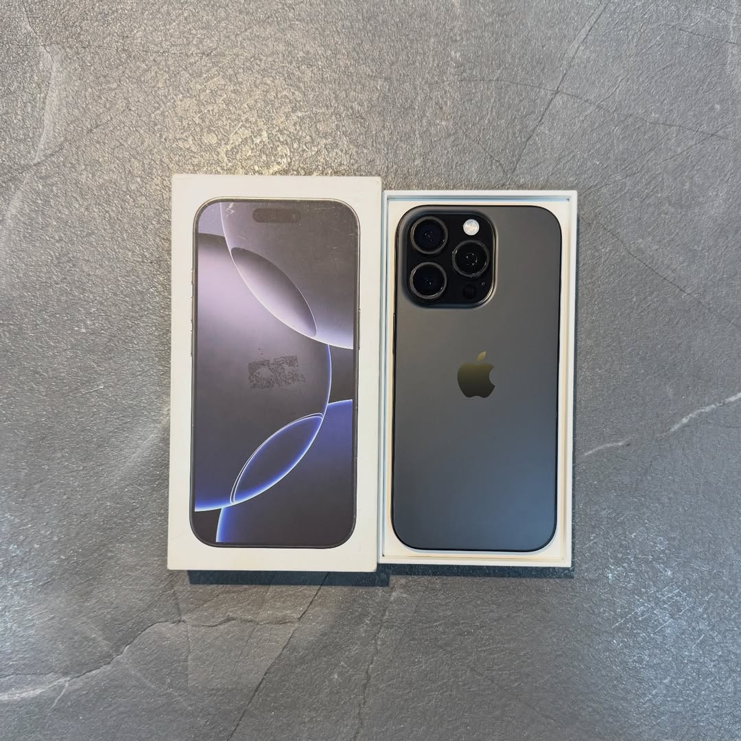 Apple IPhone 16Pro Black Titanium (256GB)  